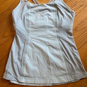 Lululemon tank size 8